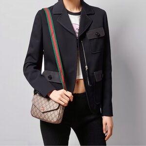 Authentic Gucci Beige GG Supreme Small Bag